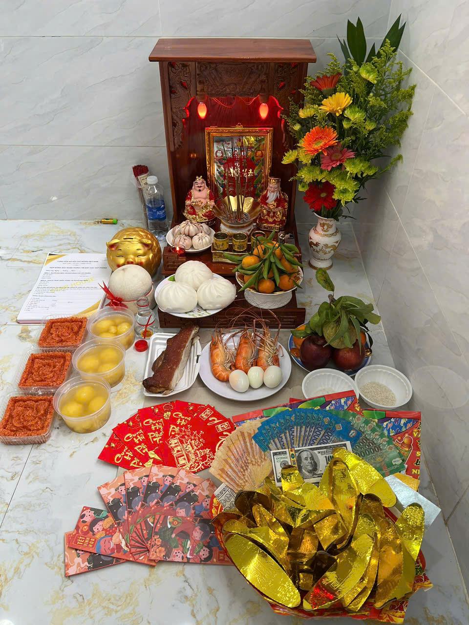 Mâm cúng khai trương đầu năm tại văn phòng